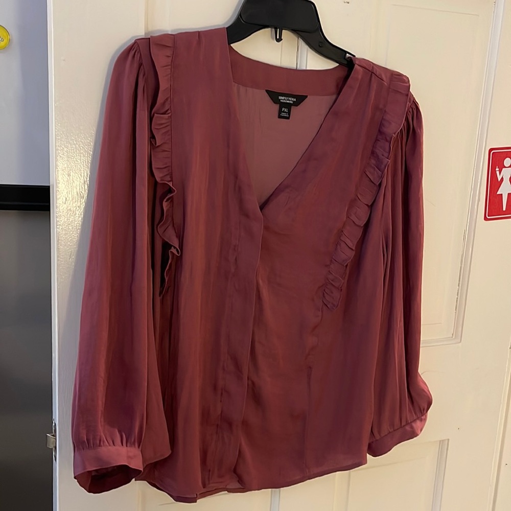 NWT size PetiteXL simply Vera Vera Wang rose called blouse